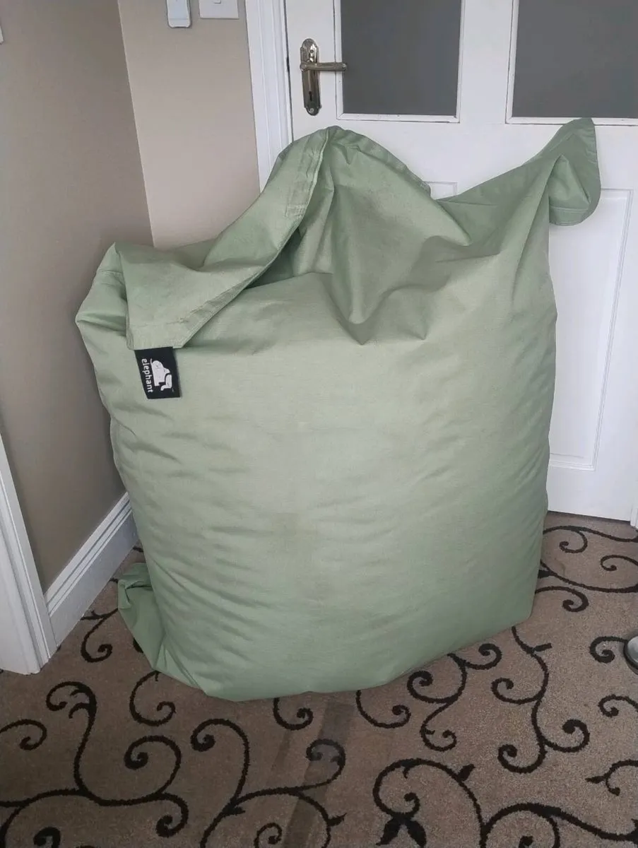 Bean bags - Image 1