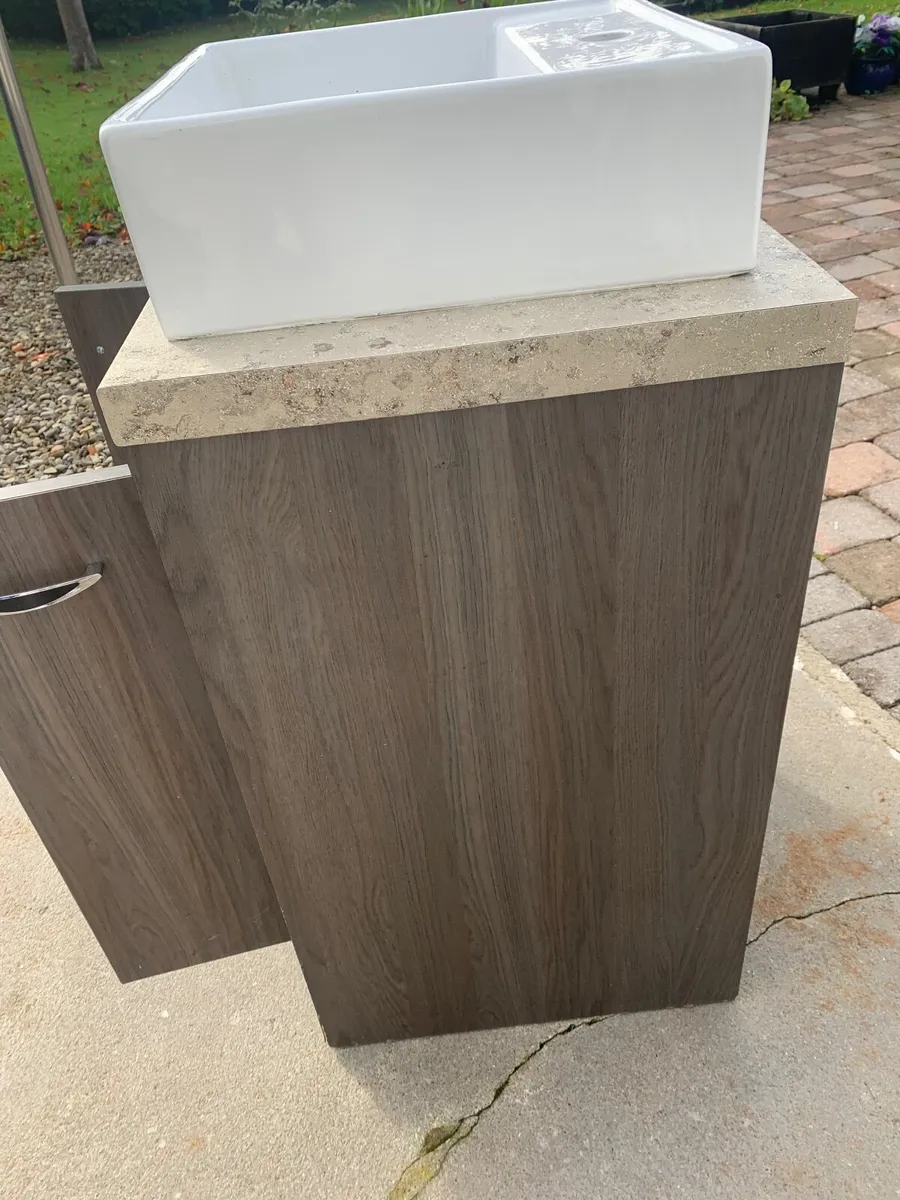 Bathroom vanity unit - Image 2