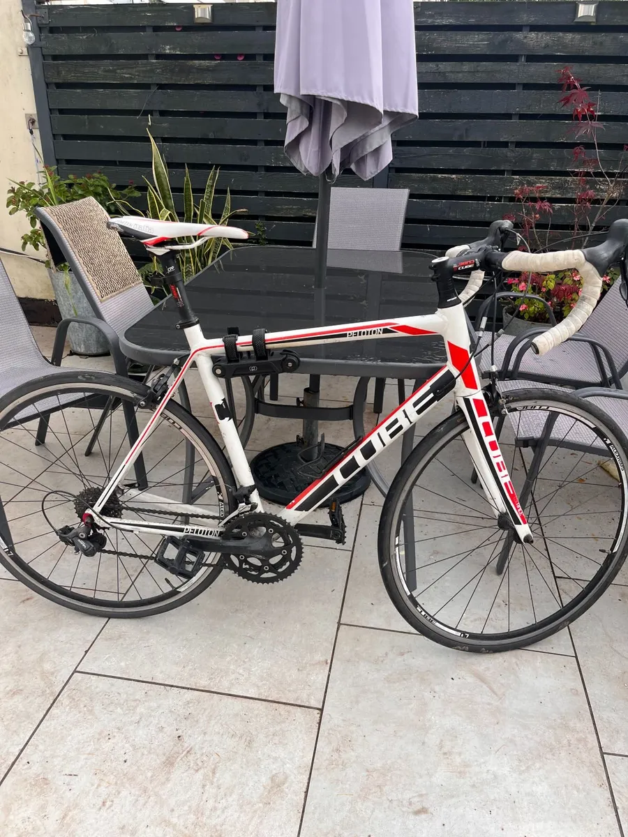 Cube Peloton road bike - white and red - Image 2