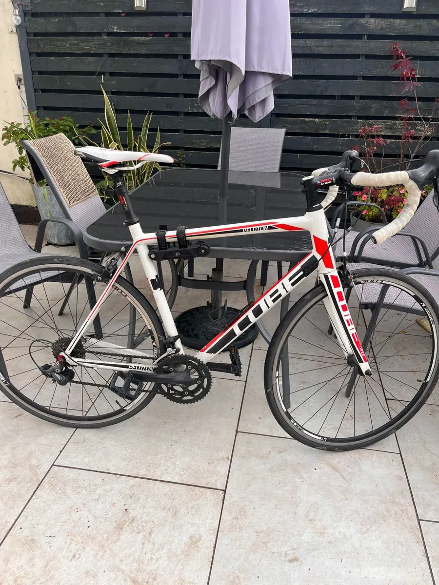 Cube Peloton road bike - white and red - Image 3