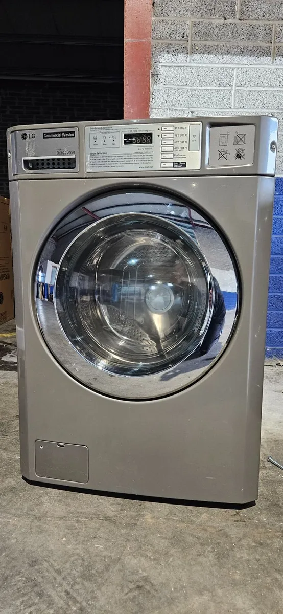 LG Giant C Commercial Washing Machine - Image 1