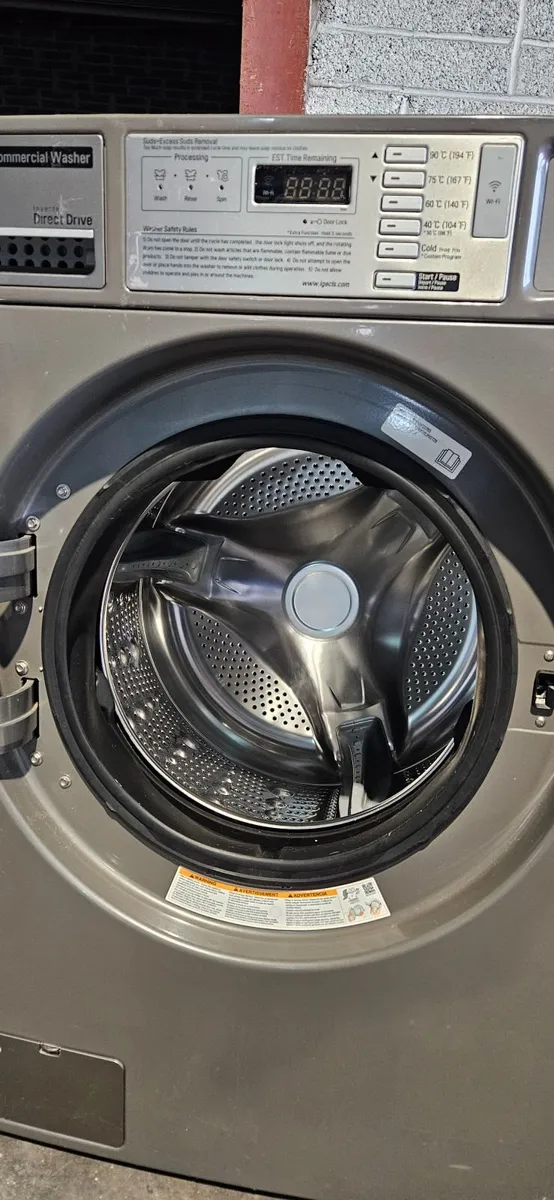 LG Giant C Commercial Washing Machine - Image 2