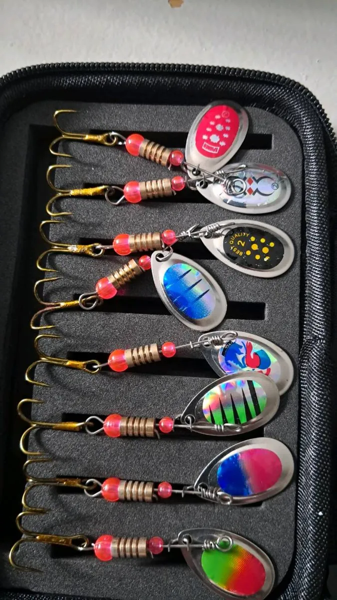 16 Spinners - Image 2