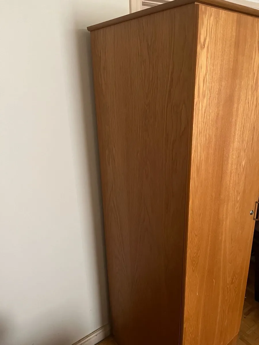 Wardrobe - Image 3
