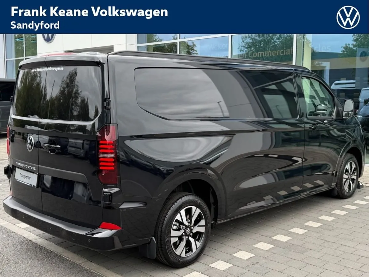 Volkswagen Transporter HIGHLINE AUTO 150BHP LWB *P - Image 3