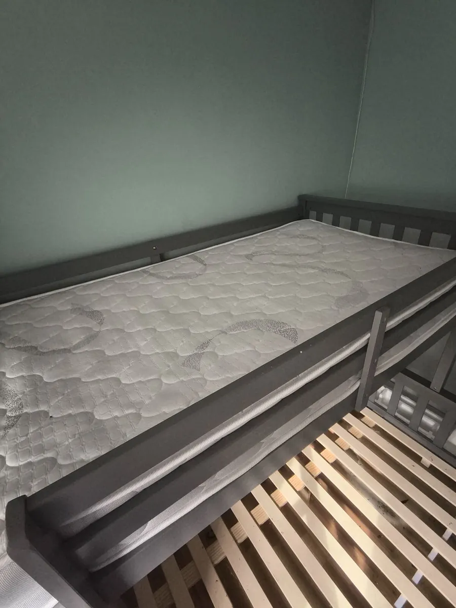 Bunk beds - Image 4