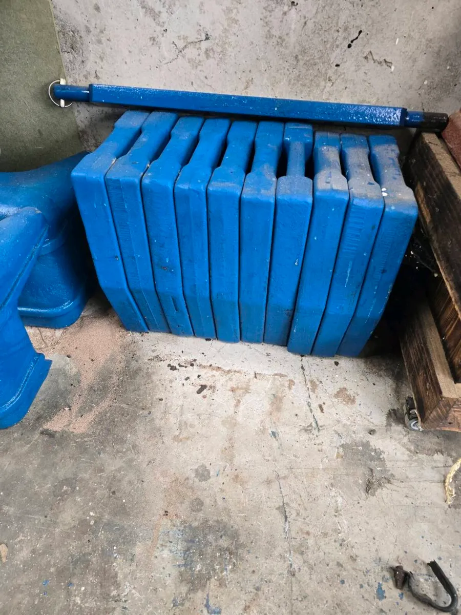 Ford 5000 tractor weights - Image 2