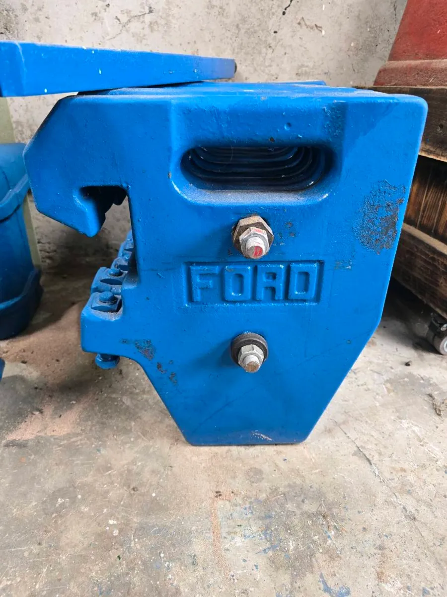 Ford 5000 tractor weights - Image 3