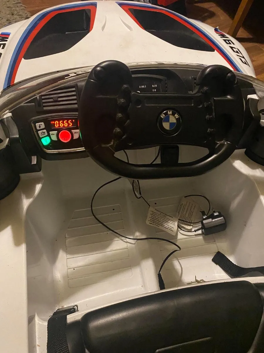 Kids electric car - Image 2