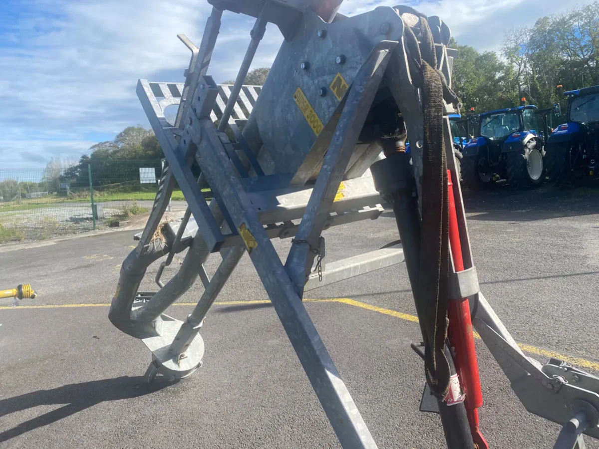 2022 NC 3000 Agitator - Image 2