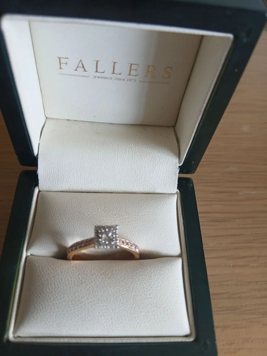 Diamond cluster ring - Image 3