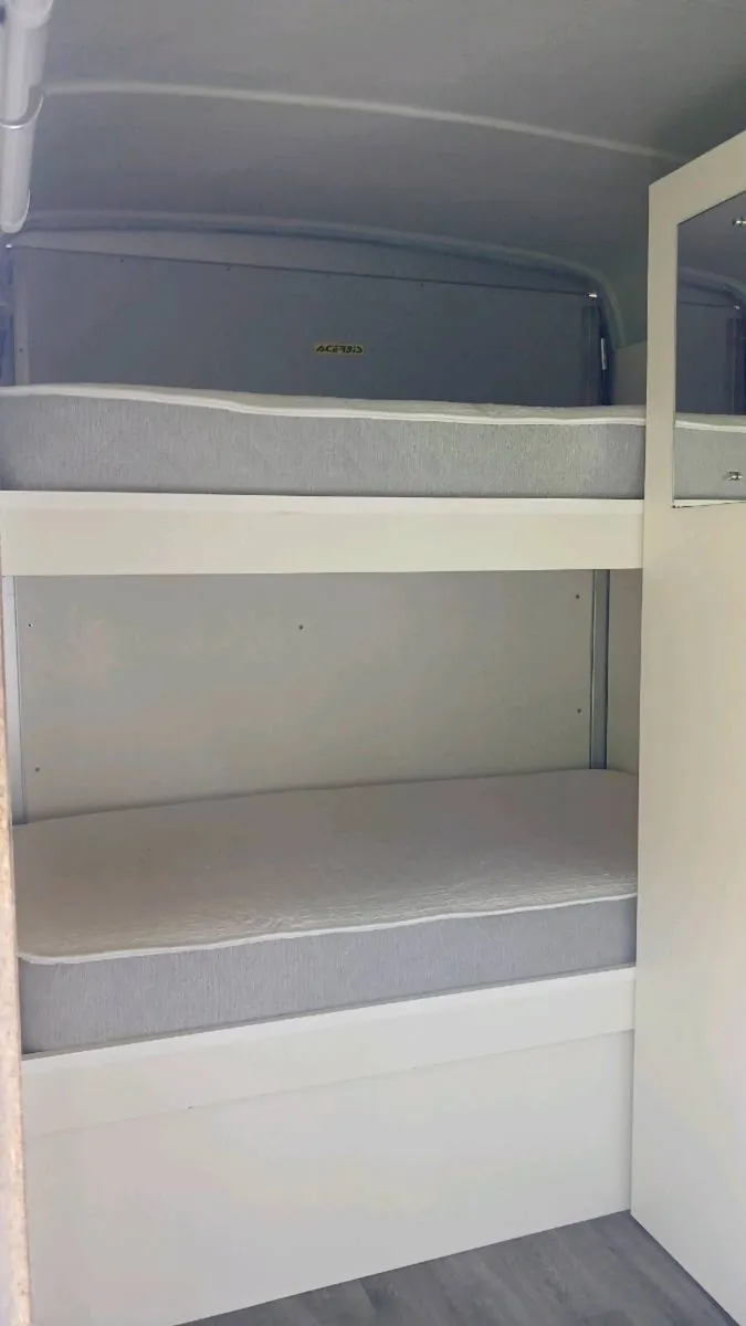 Box trailer converted 2 bunk beds. & cooker, €9500 - Image 3