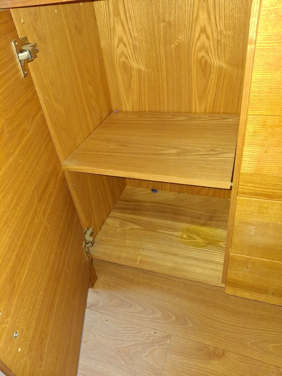 Sideboard - Image 4