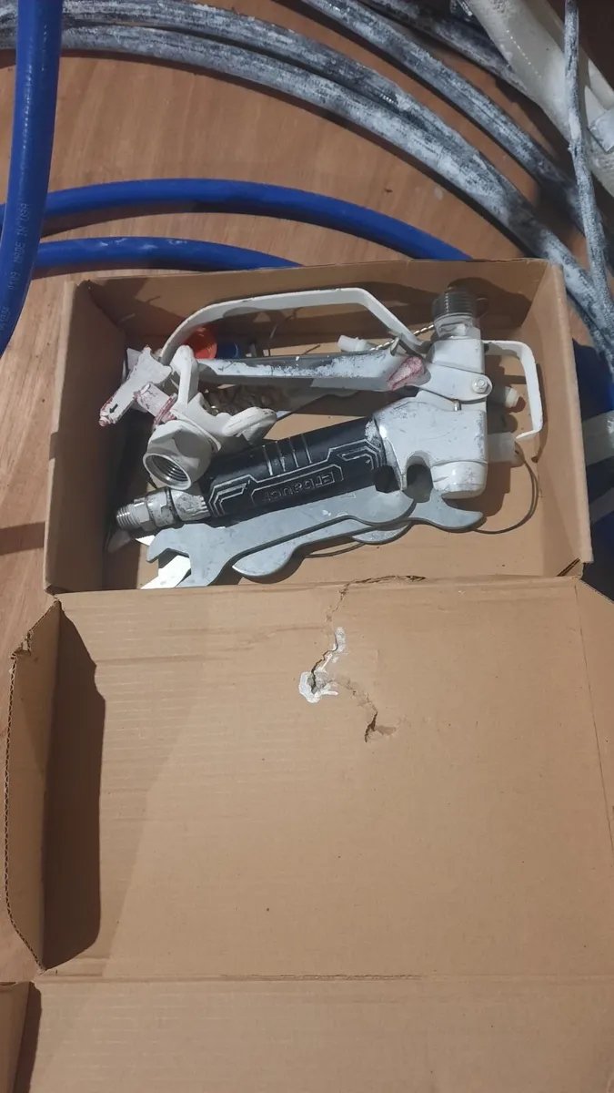 Paint spray gun - Image 3