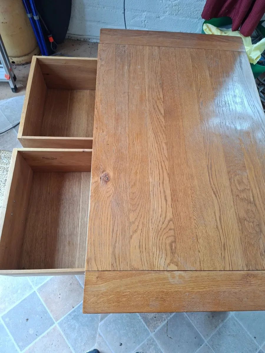 Coffee table solid oak - Image 2