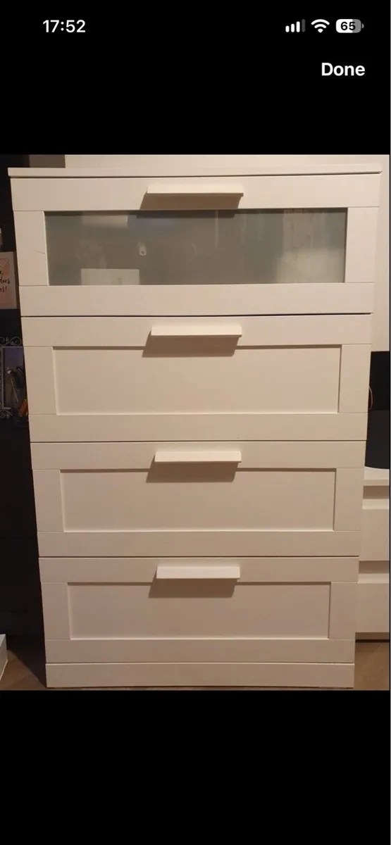 Chest of drawers - Image 1
