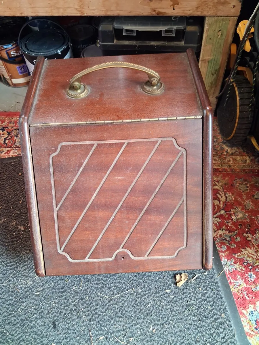 Antique Coal Scuttle - Image 1