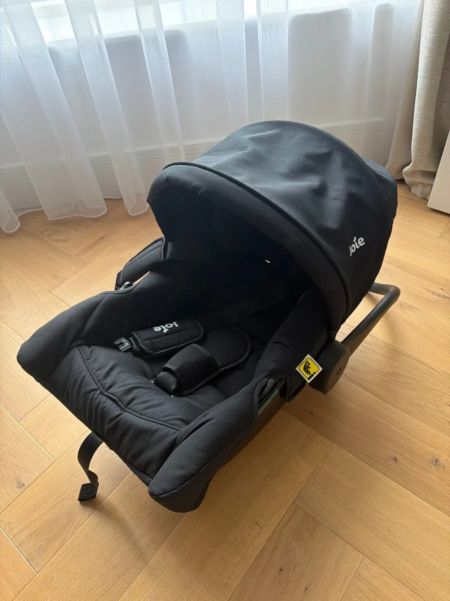 Free  NEW Car Seat JOIE - Image 1