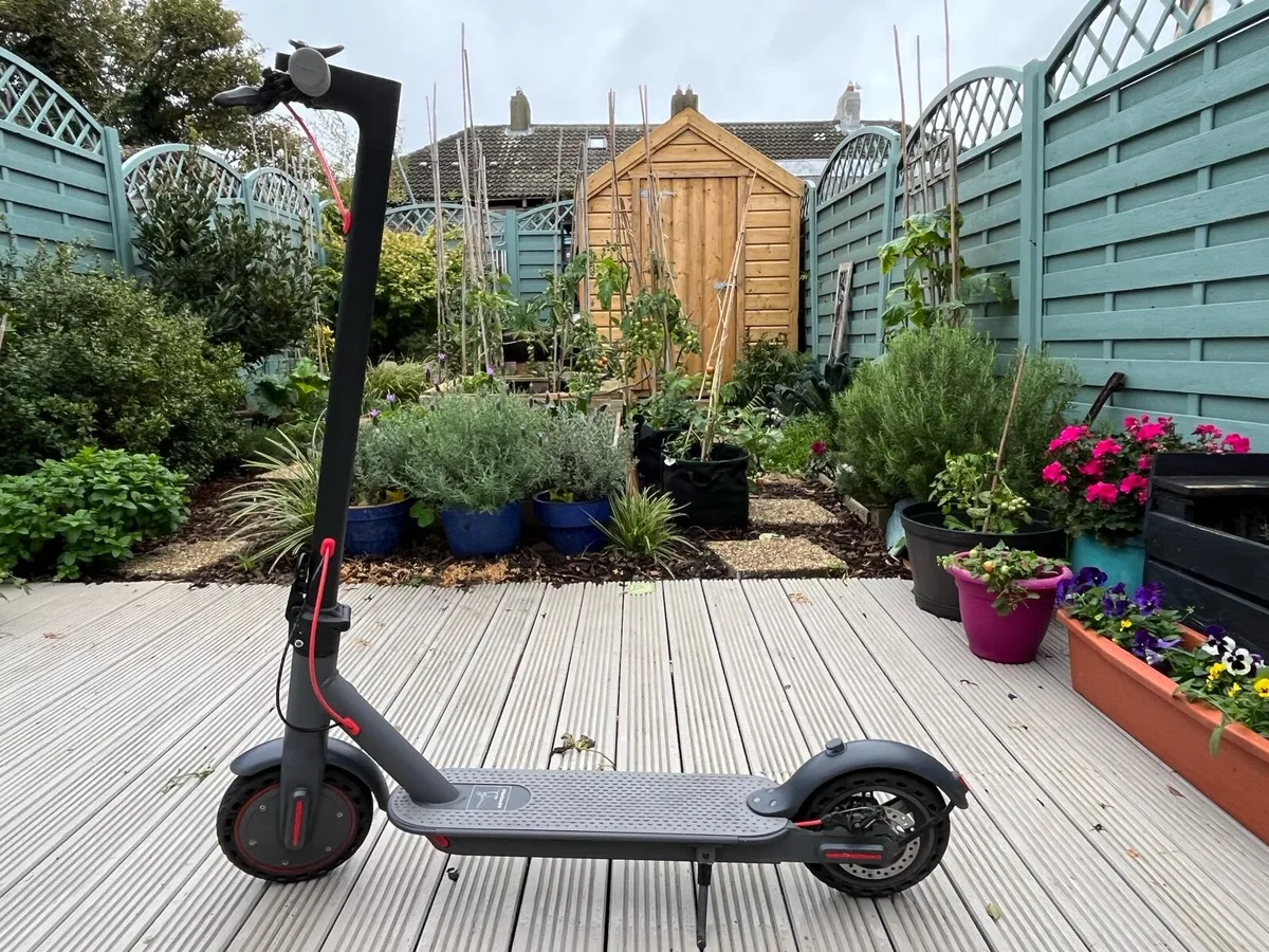 E-scooter AovoPro ES80 - Image 1