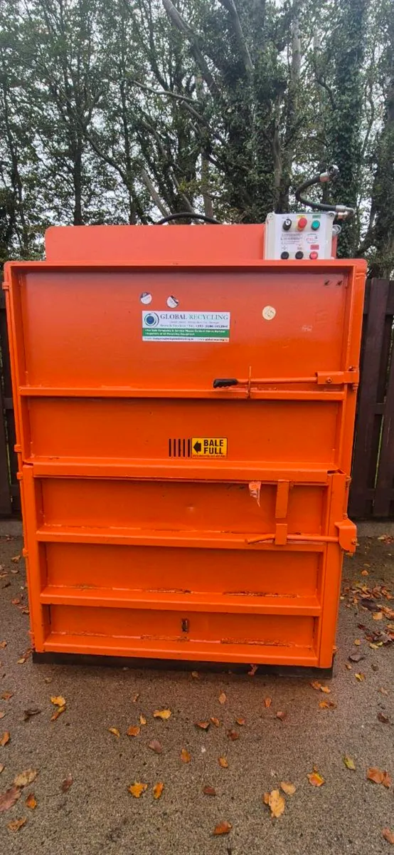 Cardboard baler compactor 150/200kg - Image 1