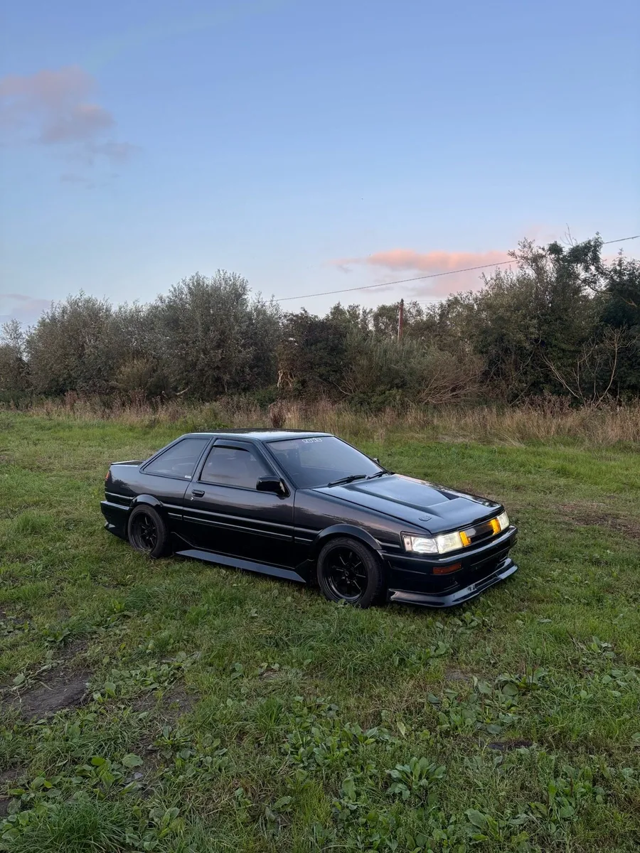 Toyota levin ae86 1uz - Image 2