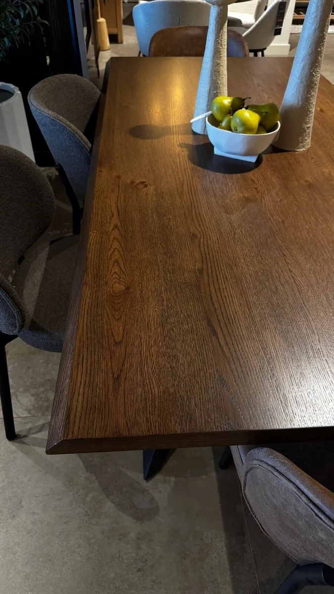 200cm Smoked Oak Dining Table Like New - Image 3
