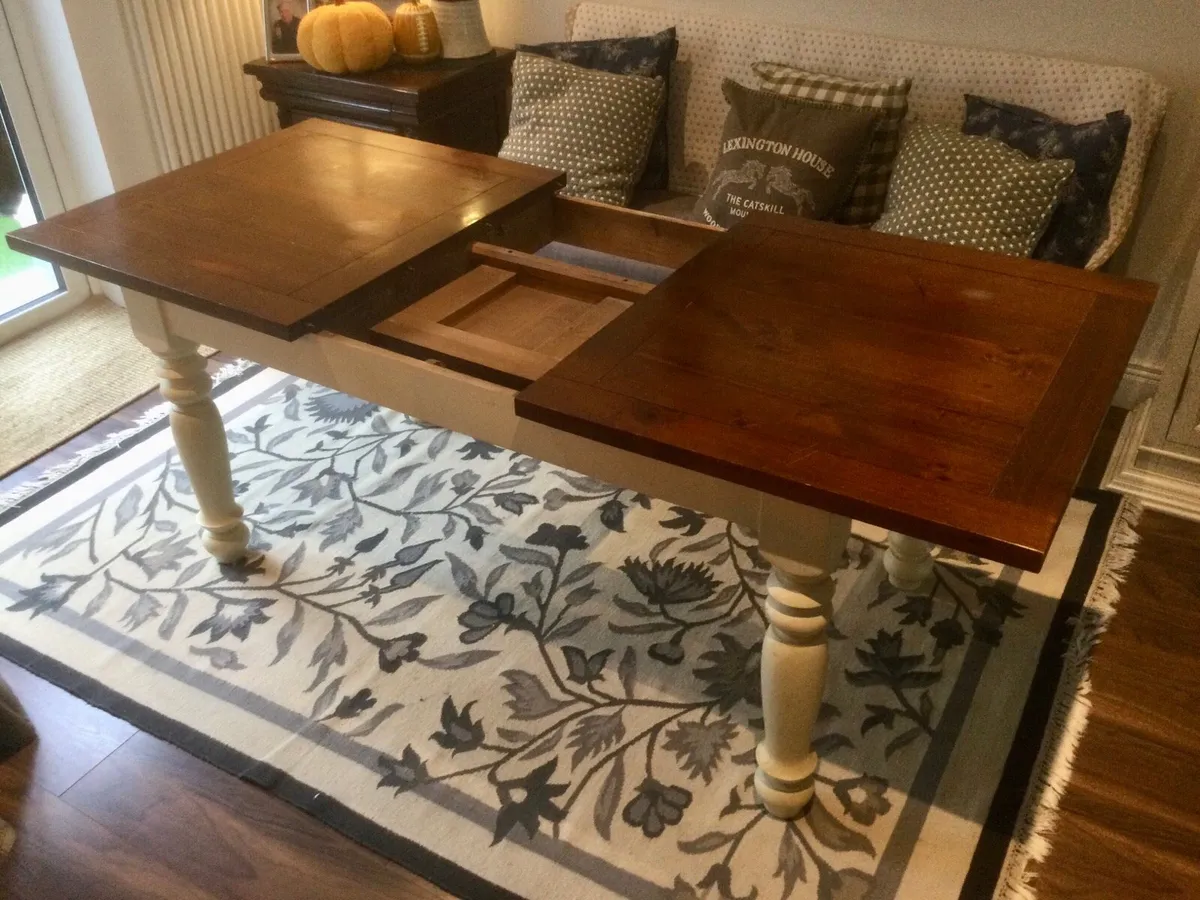 Laura Ashley Dining Room Table, seats 6 - 8 - Image 3
