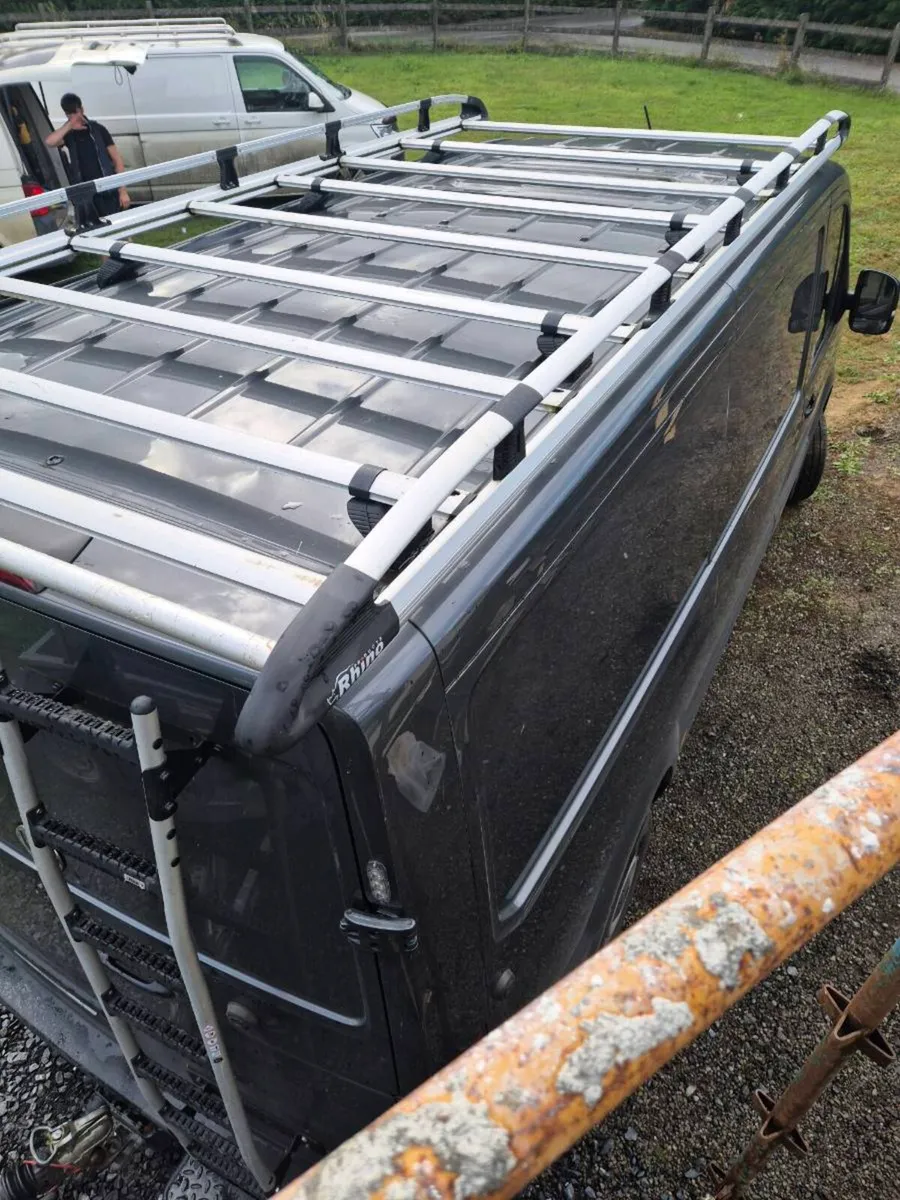 Roof rack - Image 1