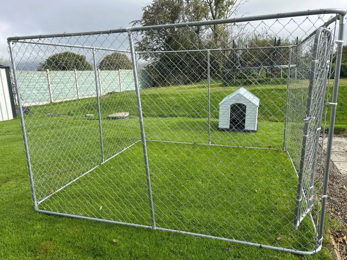 Dog pen and kennel - Image 1