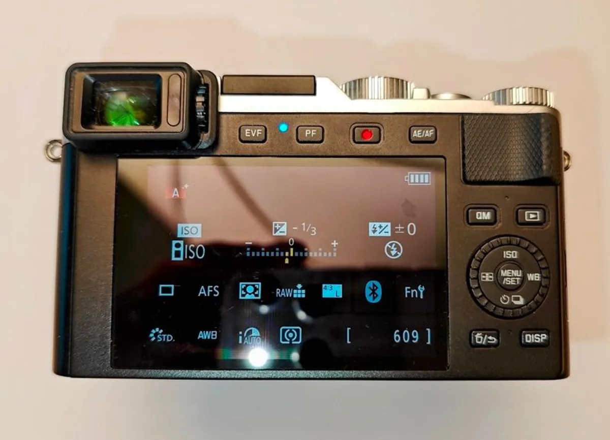 Leica D-Lux 7 digital camera - Image 3