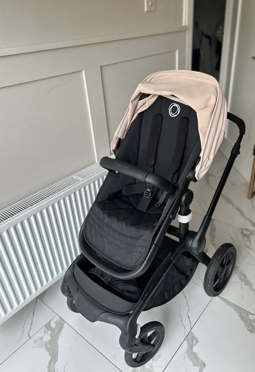 Pram - Image 3