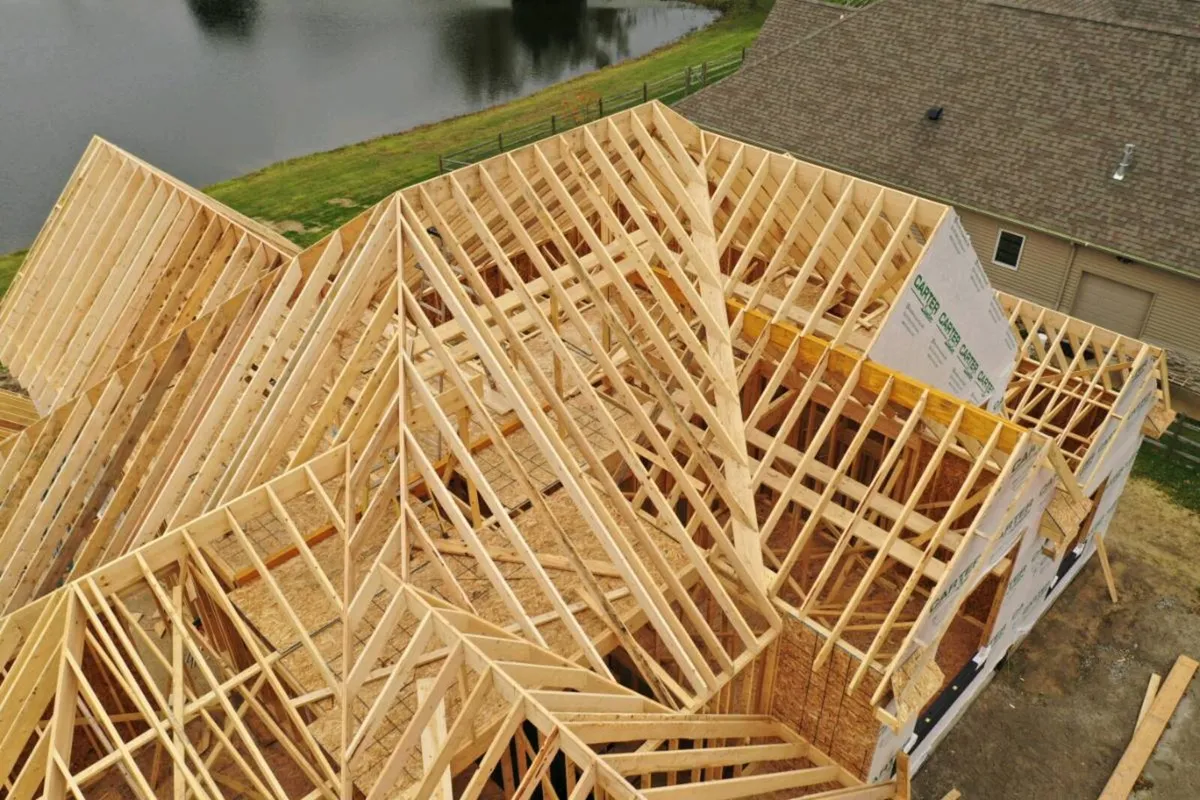 Roofer/Carpenter For Price work ONLY - Image 2
