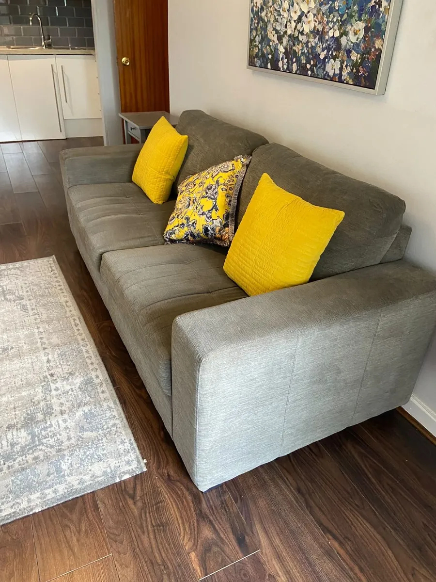 2 seater grey couch - Image 1