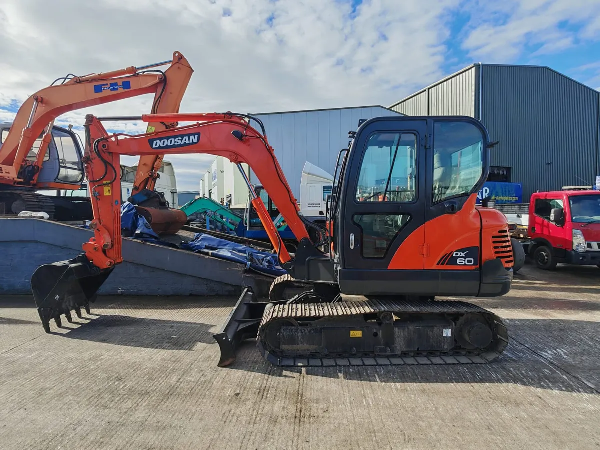 For Sale: 2020 Doosan DX60 Excavator - Image 2