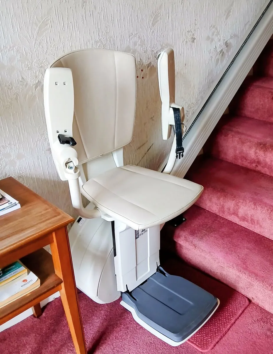 Stairs Lift - Image 1