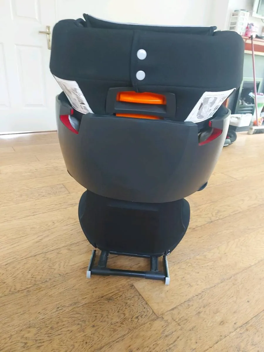 Cybex high back car seat - Image 3