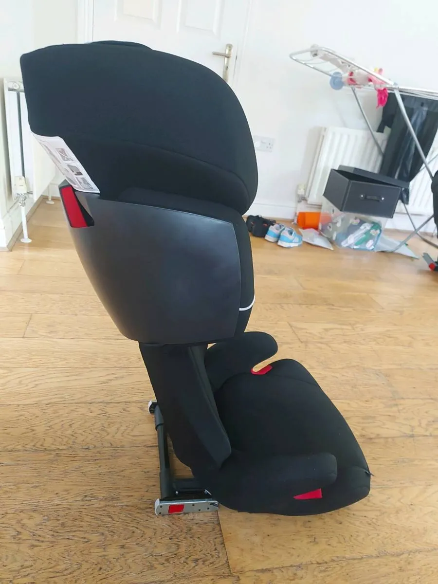 Cybex high back car seat - Image 2
