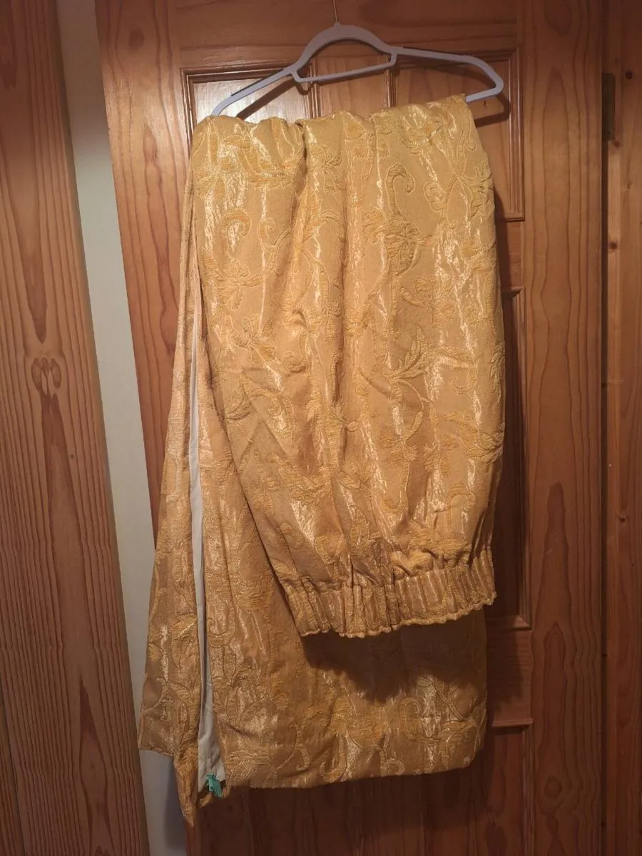Living room curtains - Image 4
