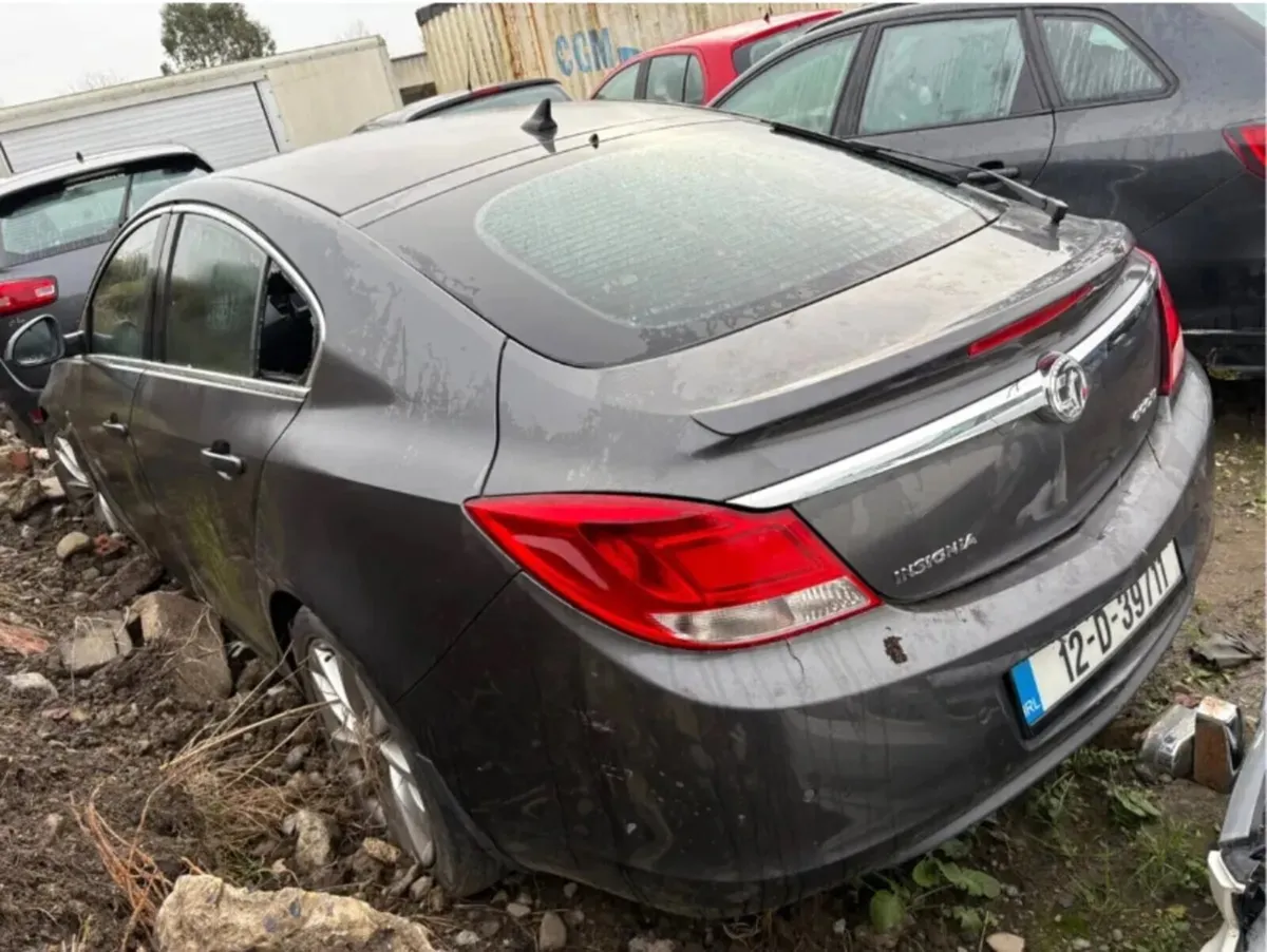 2012 Insignia Sri Model 2.0 Diesel - Image 4