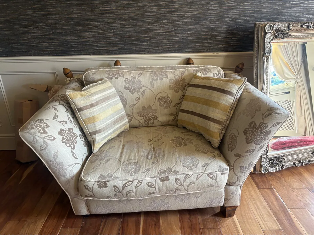 Sofa - Image 2