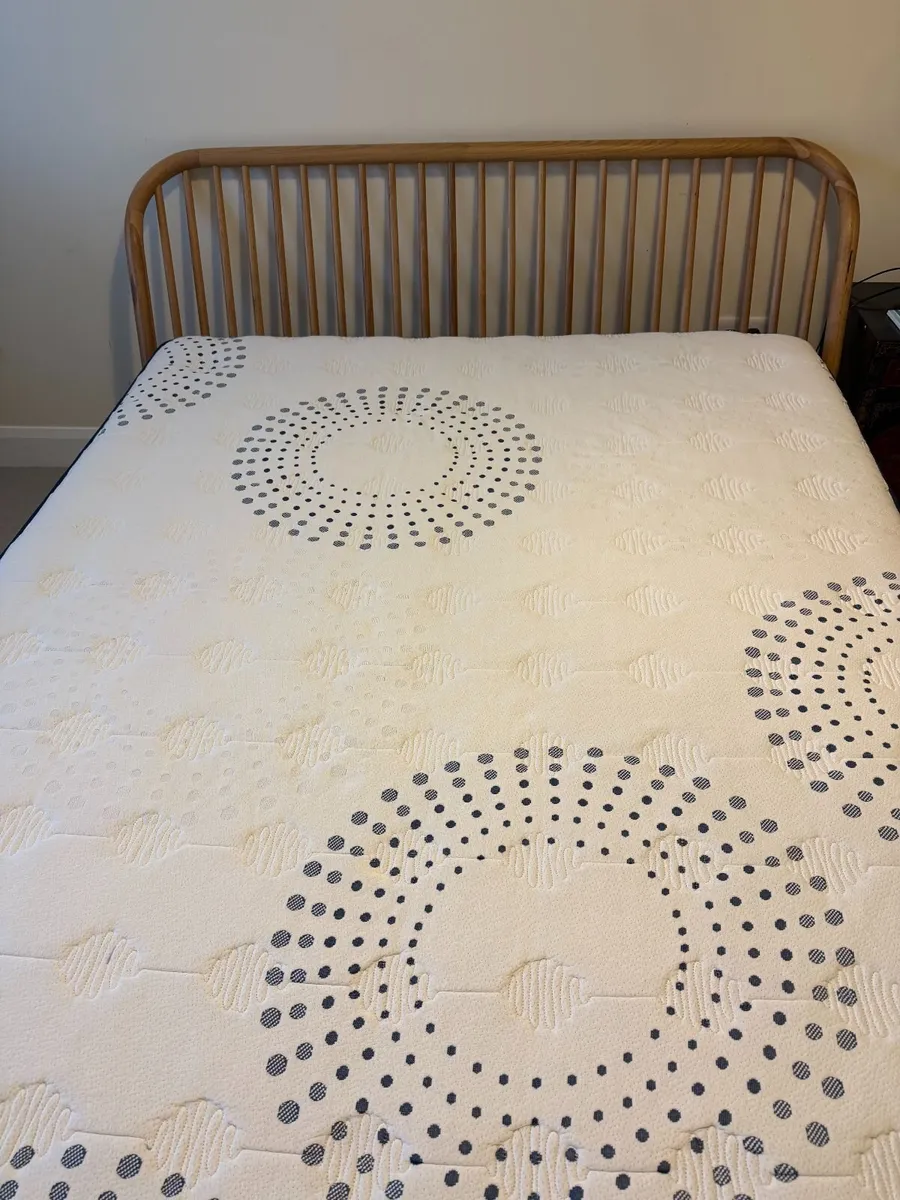 King size bed and mattress - Image 3