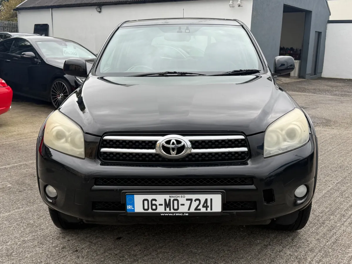 06 Toyota RAV4 2.0 D4D T180 - LEATHER - - Image 4