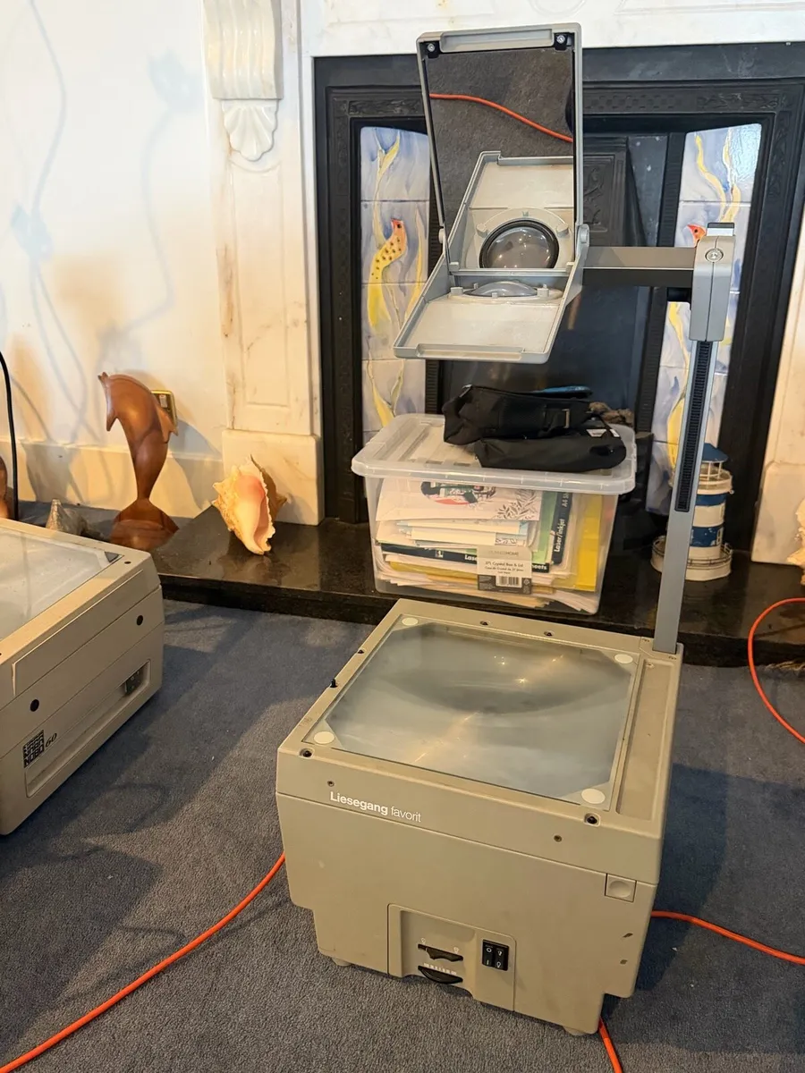 Liesegang favorit overhead Projector - Image 1