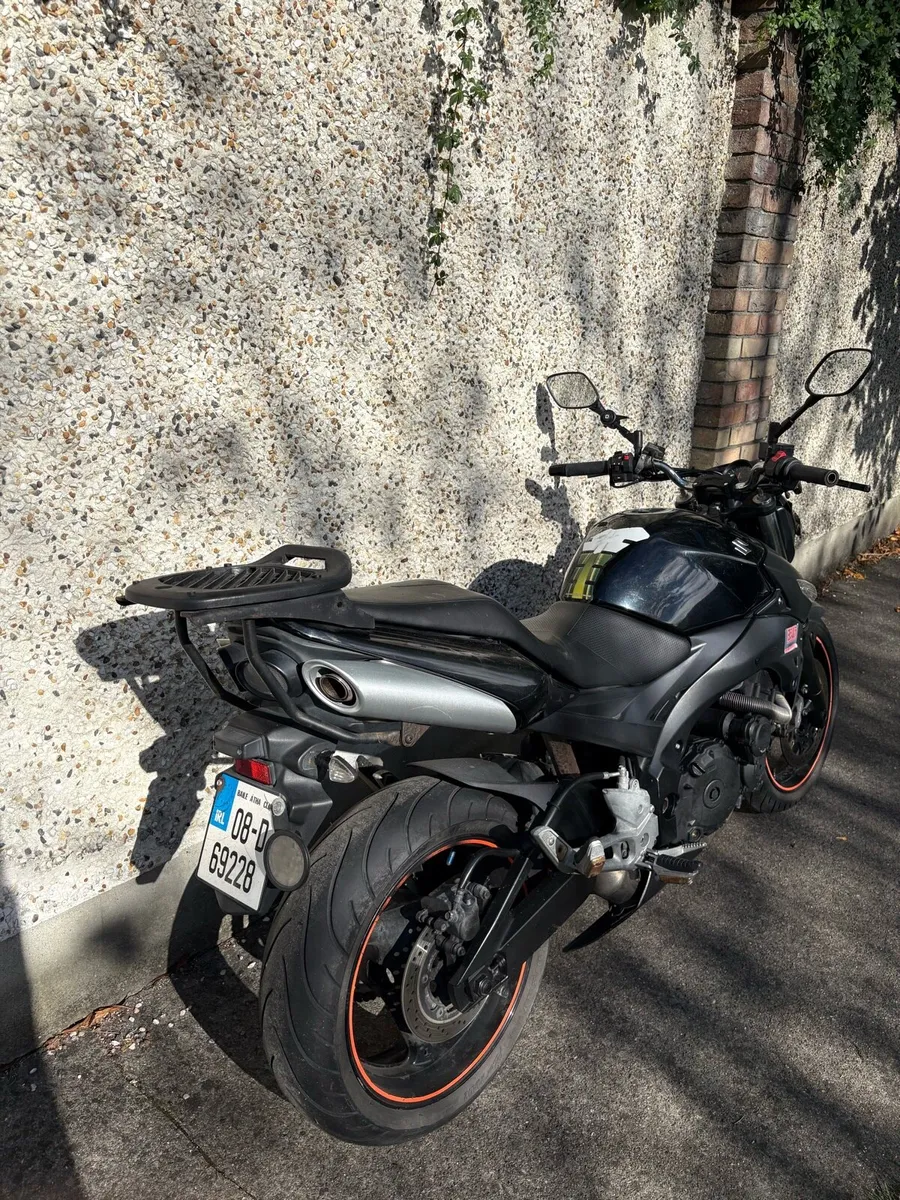 2008 Suzuki GSR - Image 2
