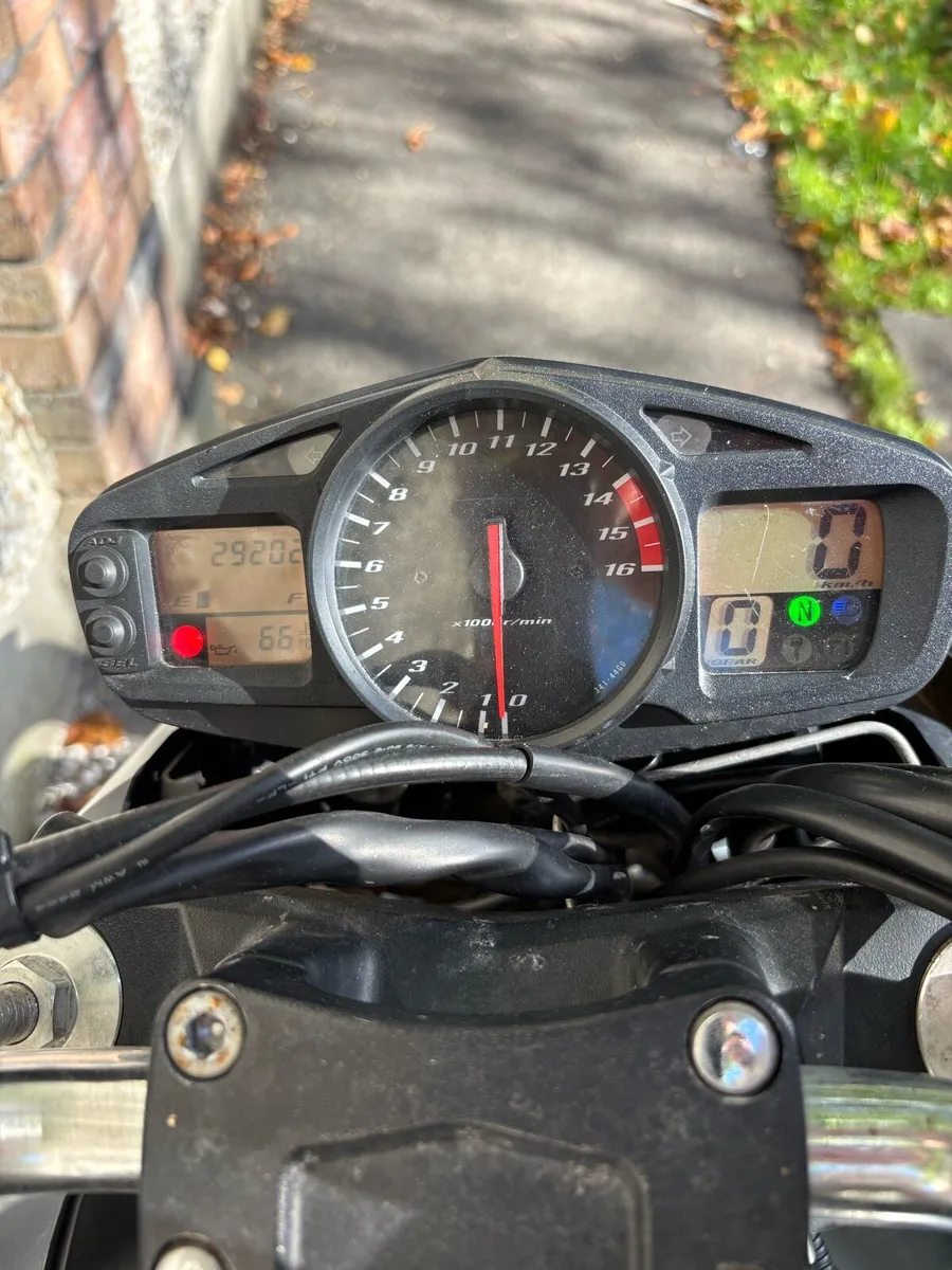 2008 Suzuki GSR - Image 4