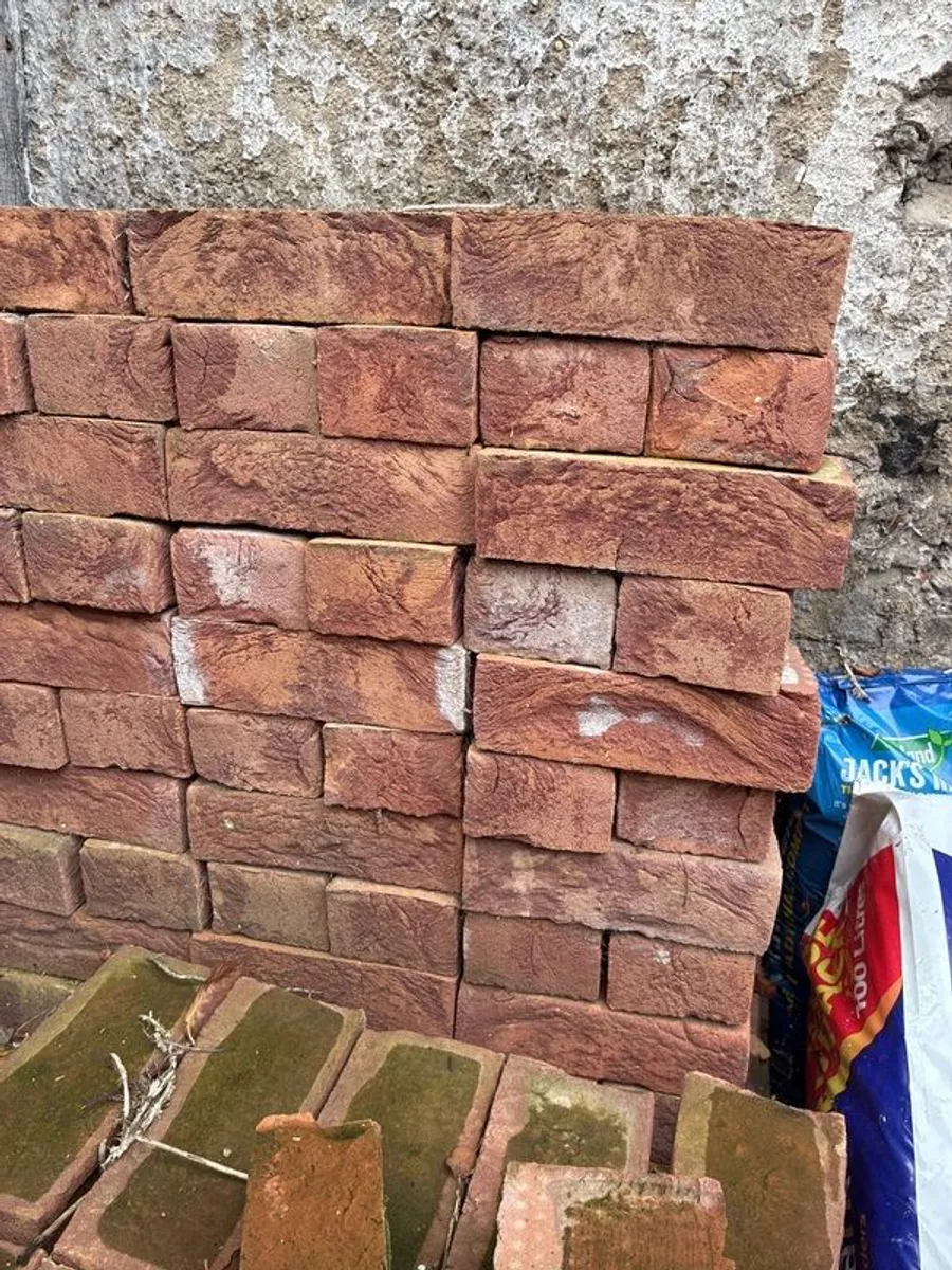 Reclaimed redbrick 140 bricks will accept nearest offer - Image 1
