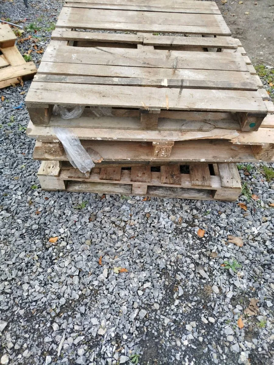 Pallets free - Image 2