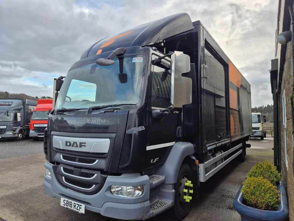 Daf LF230 15 tonner 26ft Box Van - Image 2