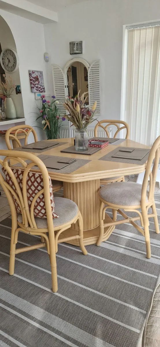 Conservatory furniture - Image 1