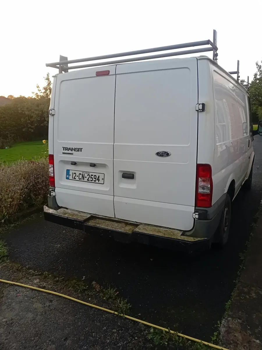 Ford Transit - Image 2